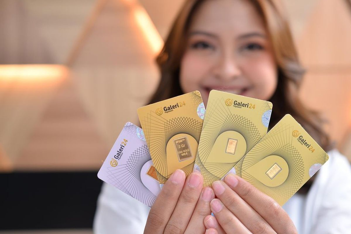 Harga emas Antam di Pegadaian yang mengalami penurunan signifikan pada perdagangan Kamis, 19 Februari 2026.